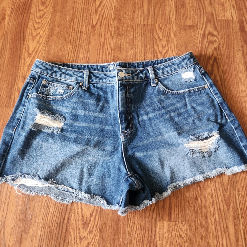 Time and Tru Blue Jean Shorts Distressed Mid-Rise
